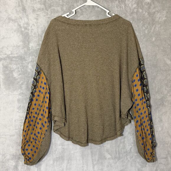 Free People We  The Free Top M Blossom Thermal Boho Green Patchwork Sleeves - Picture 5 of 8